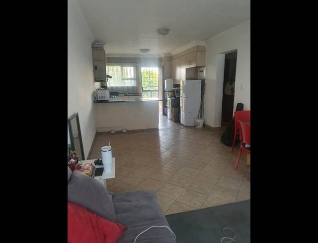 2 BEDROOM APARTMENT FOR SALE IN FLORIDA PARK